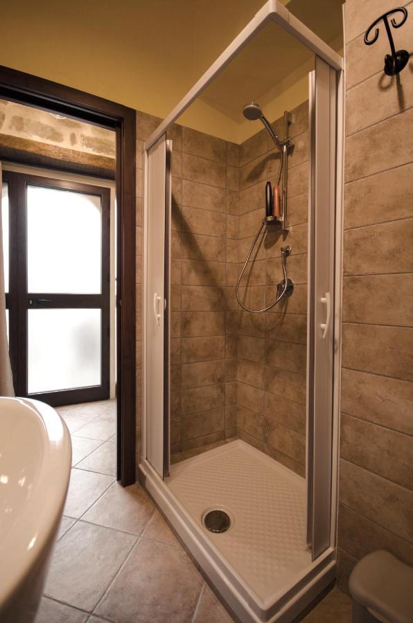 Dimore Dell'olmo - Ospitalita Diffusa Guest house *